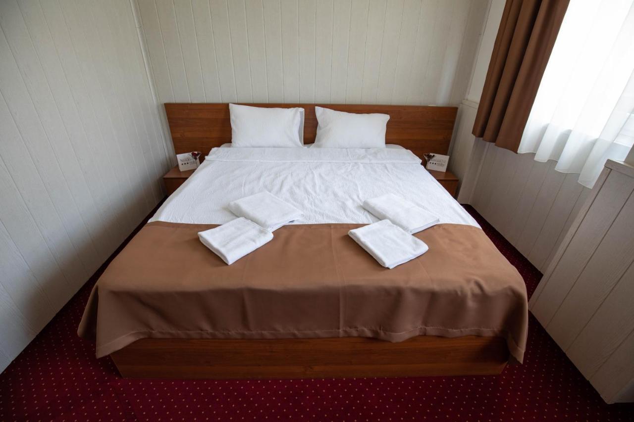 Nepliget Hotel Budapest Ngoại thất bức ảnh